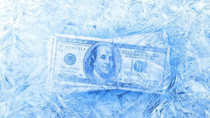 Crypto Exchange CoinFLEX Freezes Withdrawals Due to Counterparty 'Uncertainty'